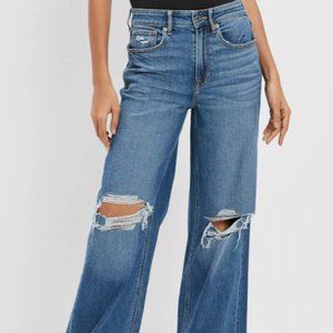 NWT: AE Dreamy Drape Ripped Super High-Waisted Baggy Wide-Leg Jean (Sz 14)